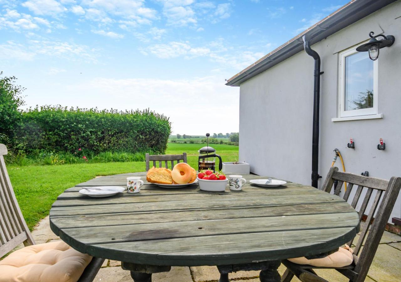 2 Bed in Sudbourne oc-lodbu view 2