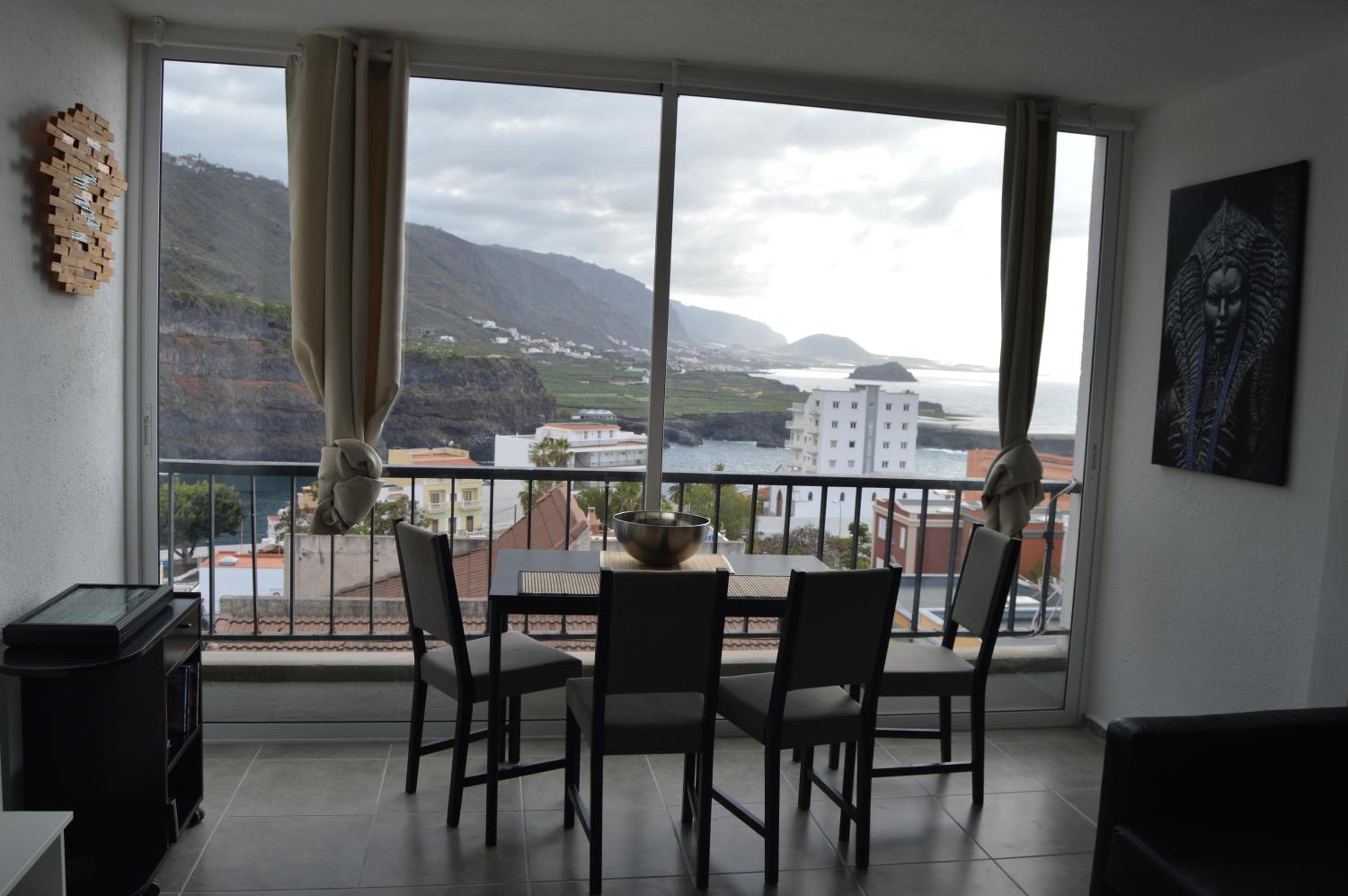 Apartment mit schöner Aussicht und Terrasse