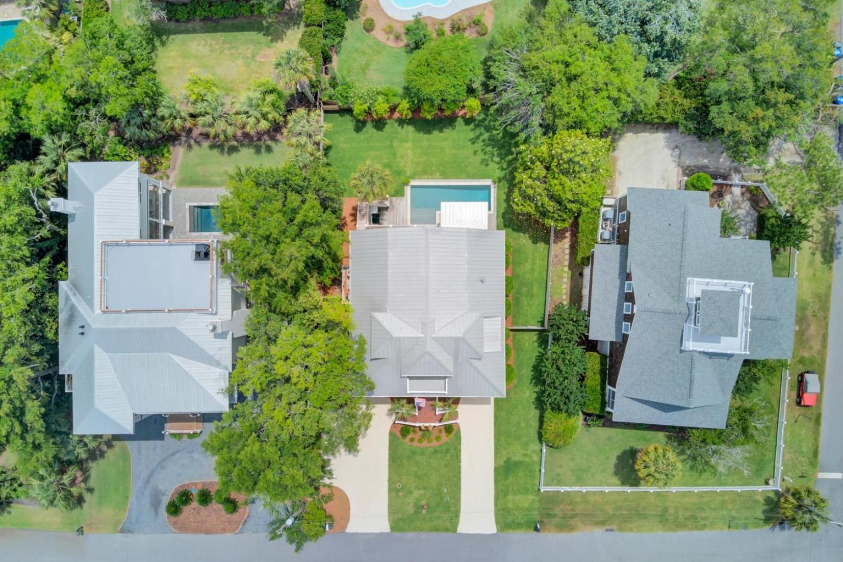 Be a Sullivans Local 1307 Cove Avenue by AvantStay Pool Outdoor Living