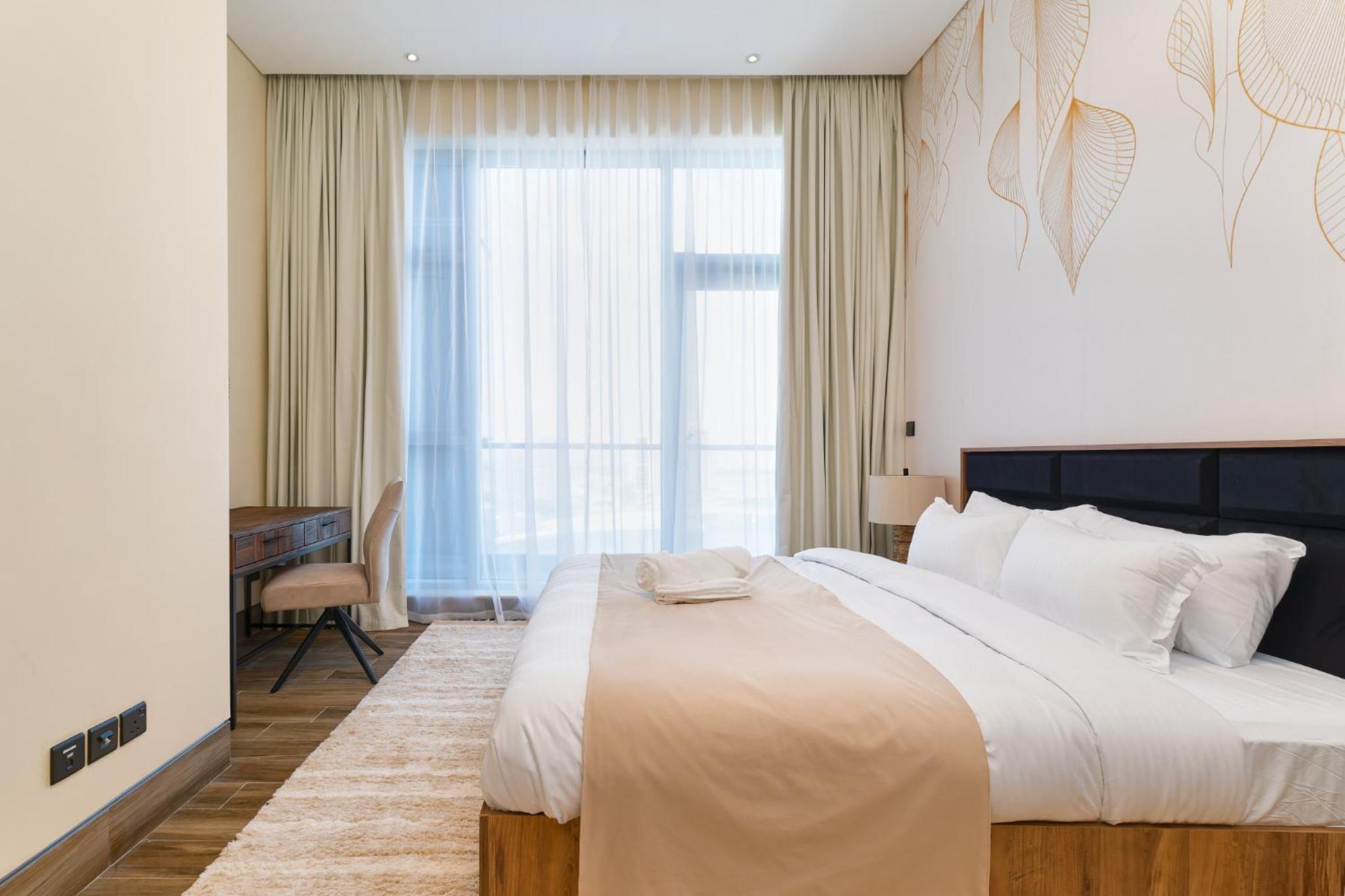 GLOBALSTAY J One Tower Apartments at Pearl of UAE