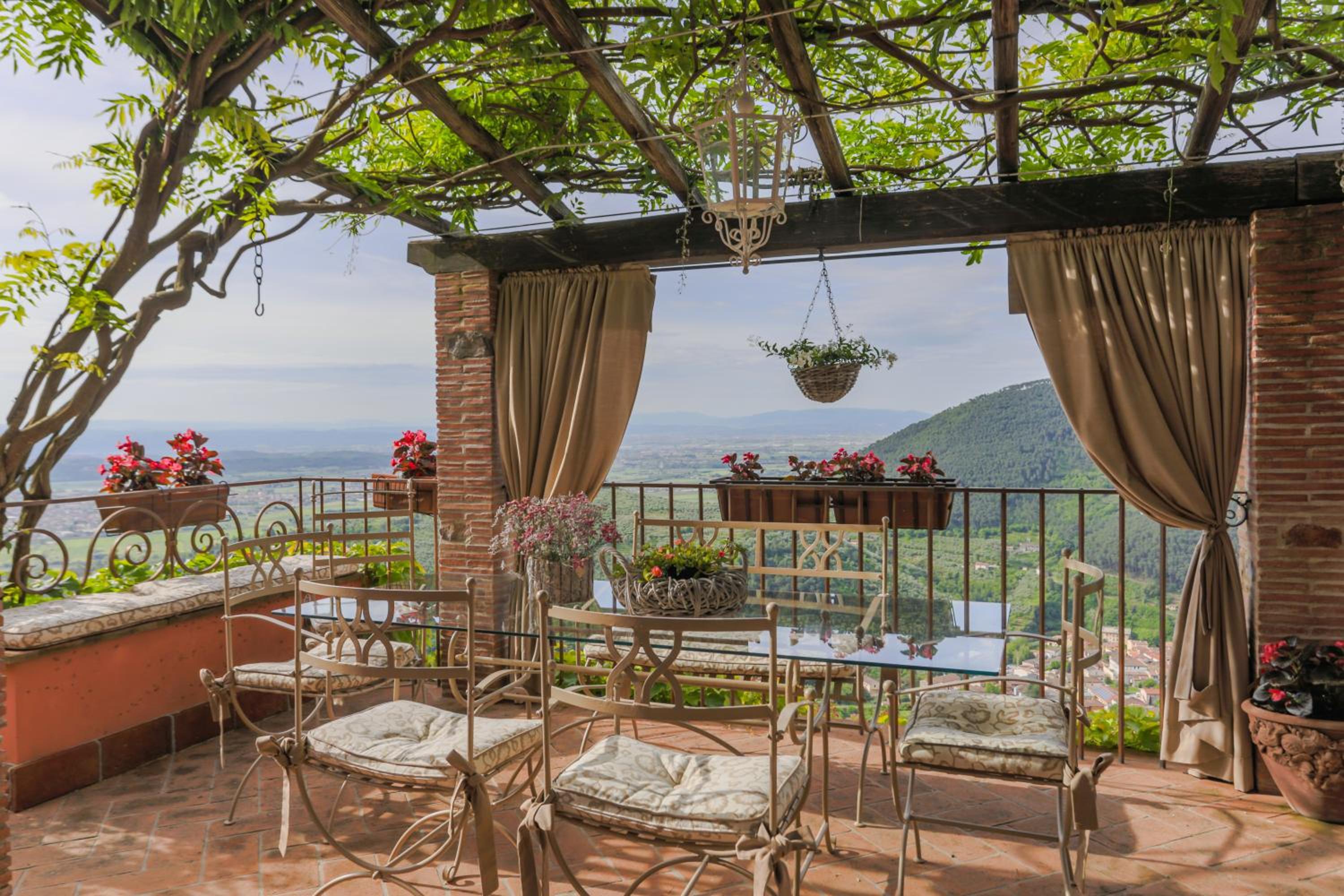 Photo 71