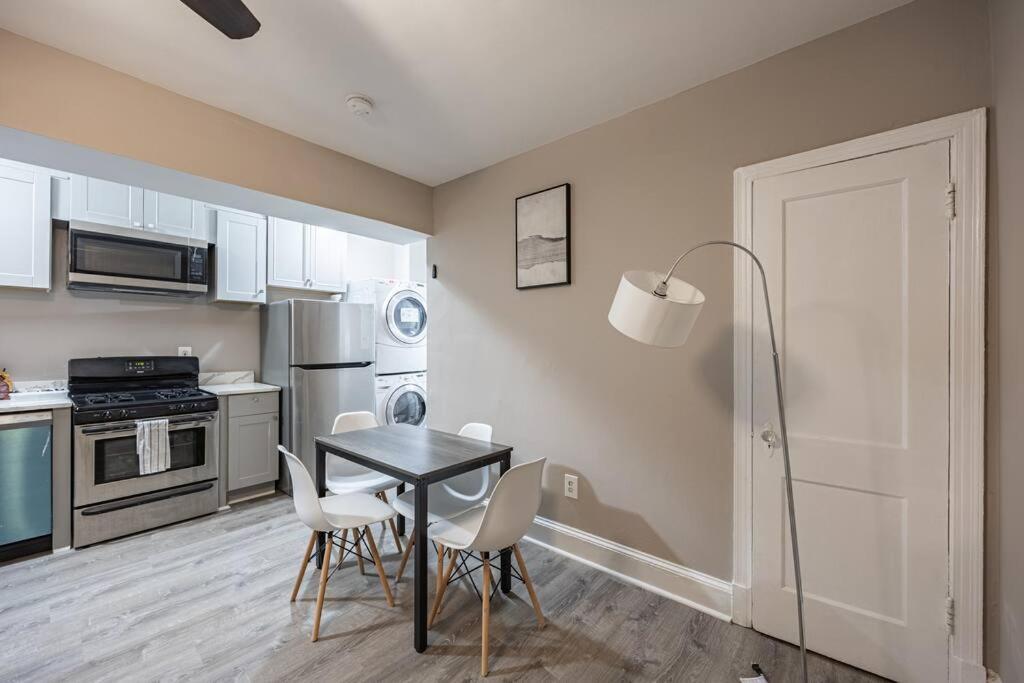 Modern 2BR Cozy Apartment in DC view 3