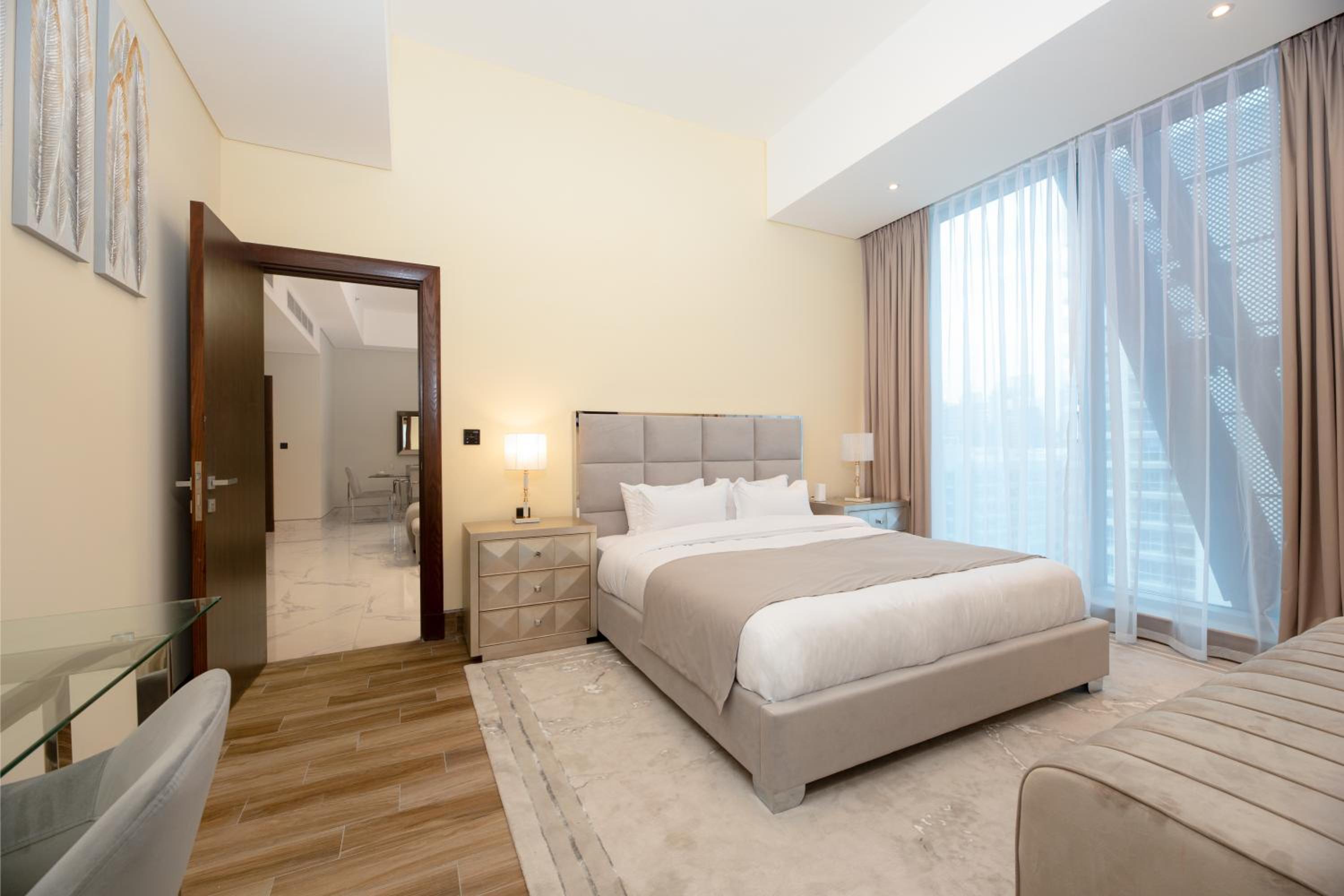 GLOBALSTAY J One Tower Apartments at Pearl of UAE