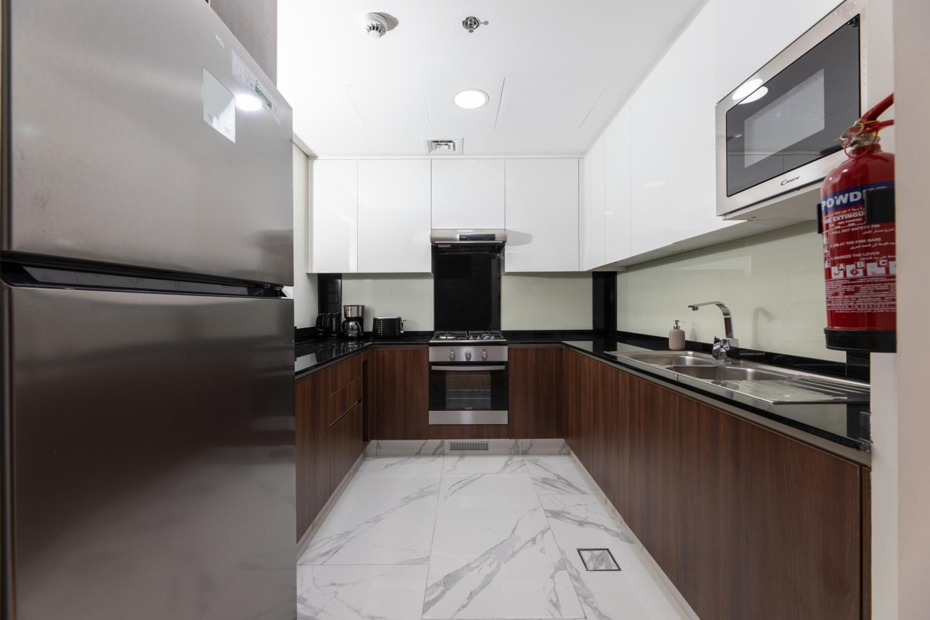 GLOBALSTAY J One Tower Apartments at Pearl of UAE