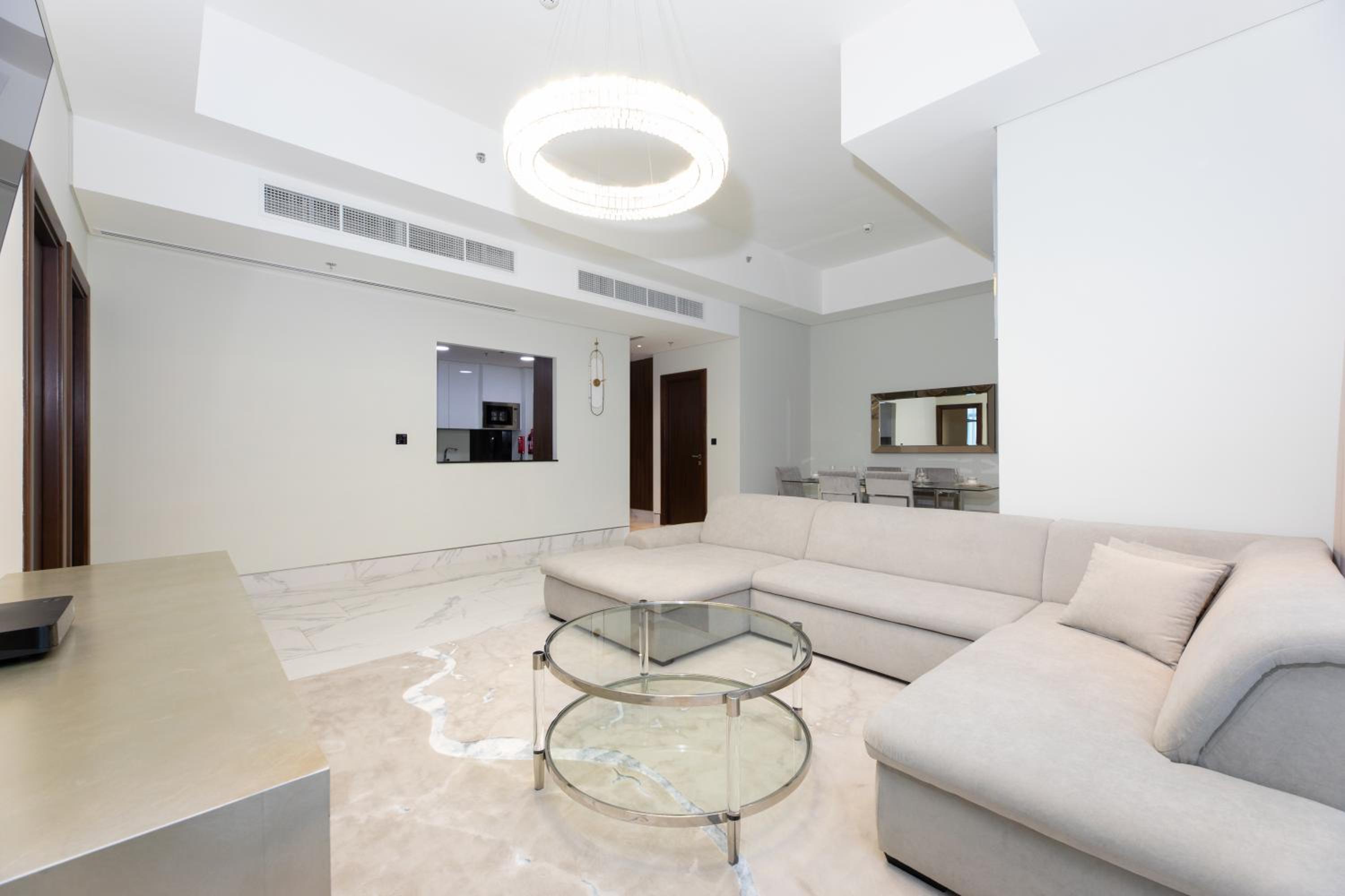 GLOBALSTAY J One Tower Apartments at Pearl of UAE
