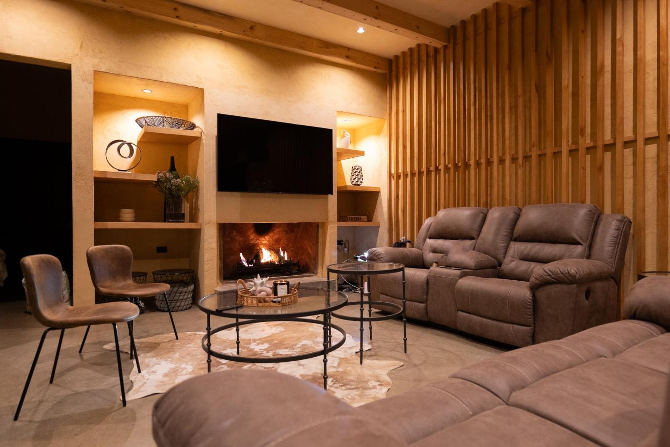 CASA VALL LUXURY vALLEY LIFE view 3