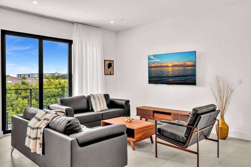 High-End New Condo Fort Lauderdale Las Olas Beach view 4