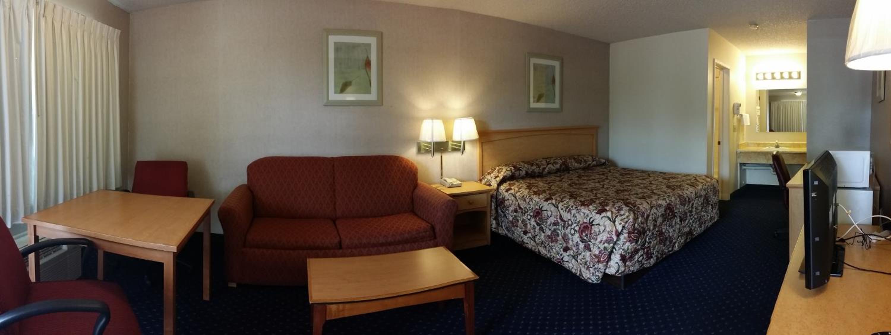 Western Inn Lakewood view 2