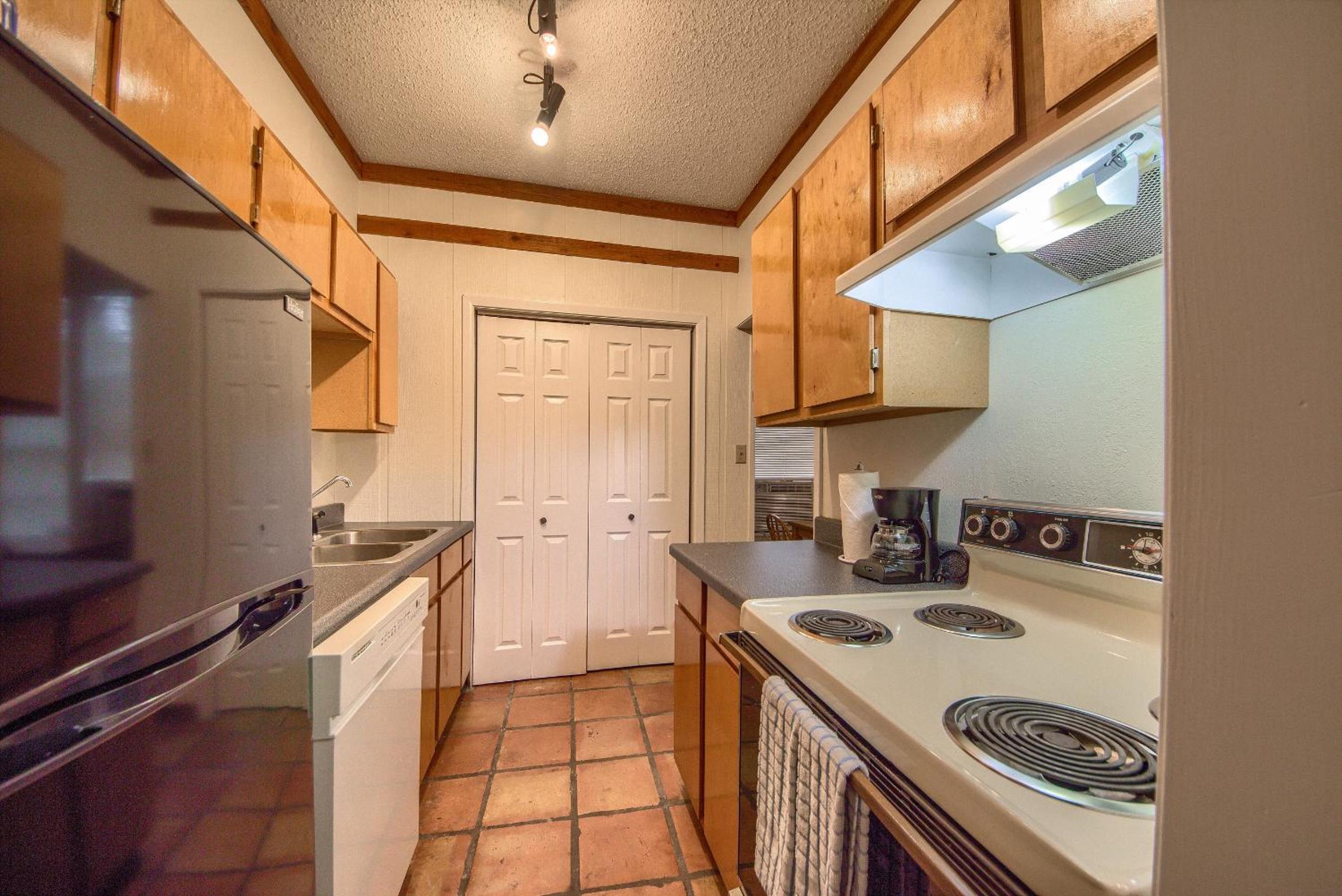 LD 1683 Texas River Haus