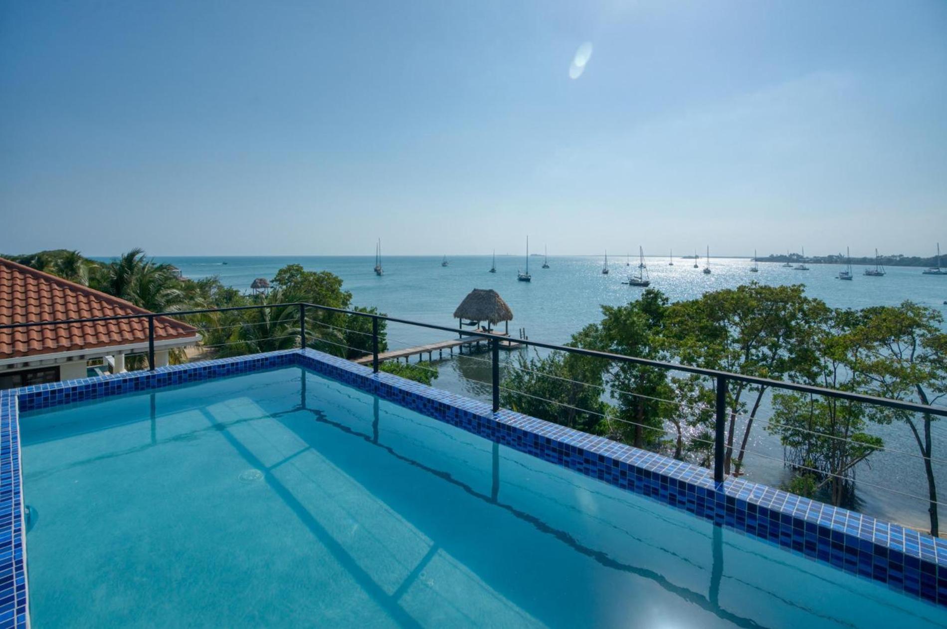 Island Breeze Villa - 5 Bedroom Private Island Villa w Pool