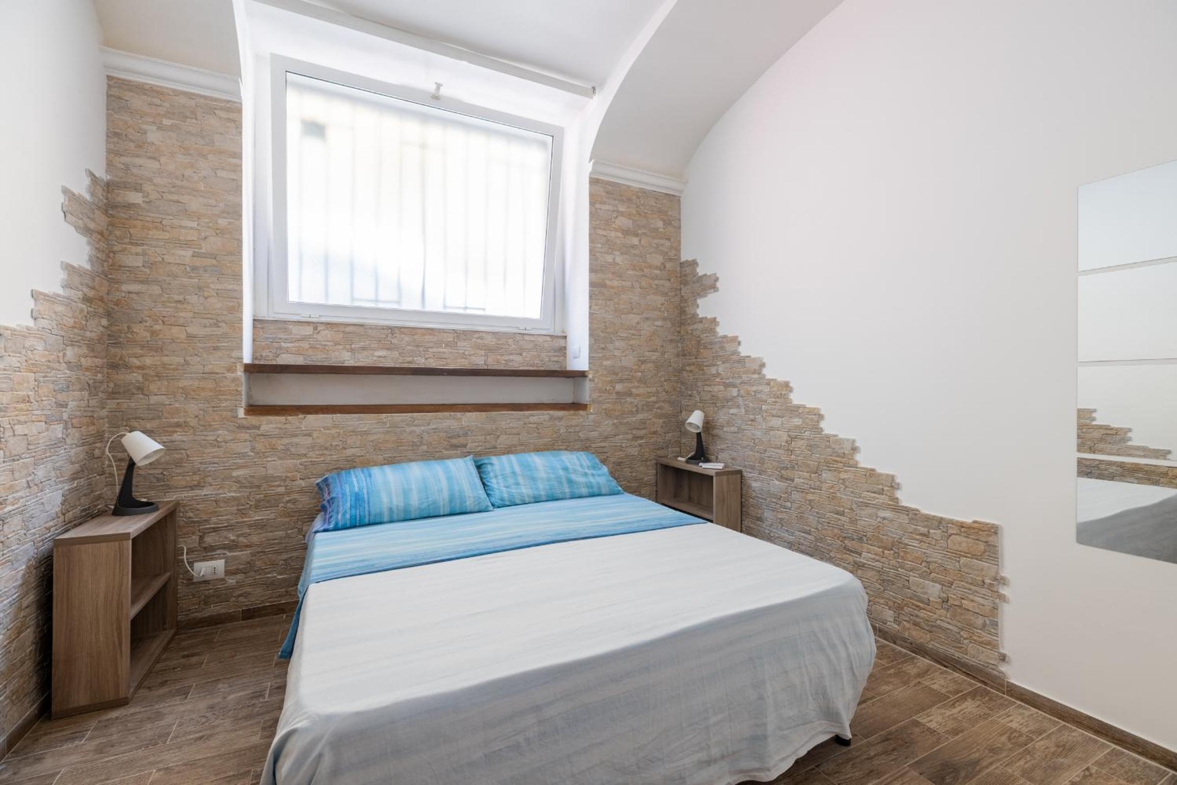 CASA ELENA, Testaccio