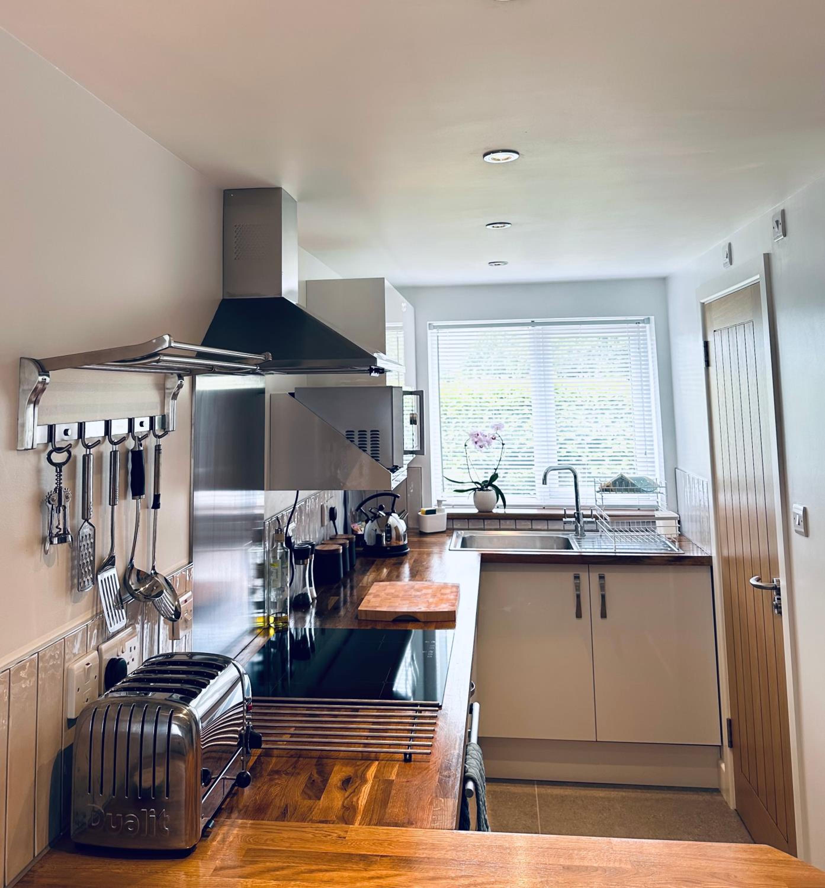 Devizes Vacations - The West Wing - Property Image 2