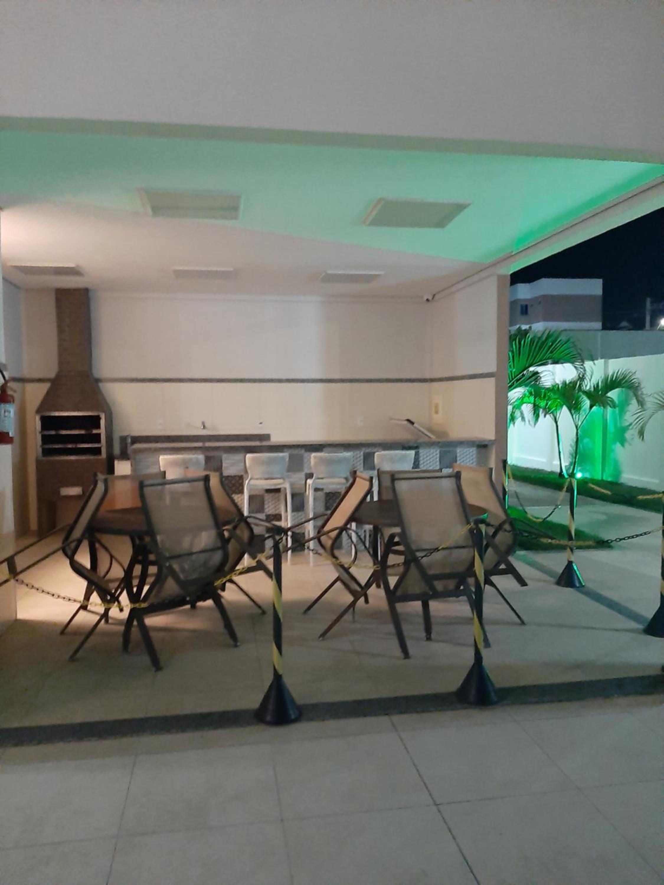 Apê Vumbora Pra Praia, todo climatizado, a 200 m da praia