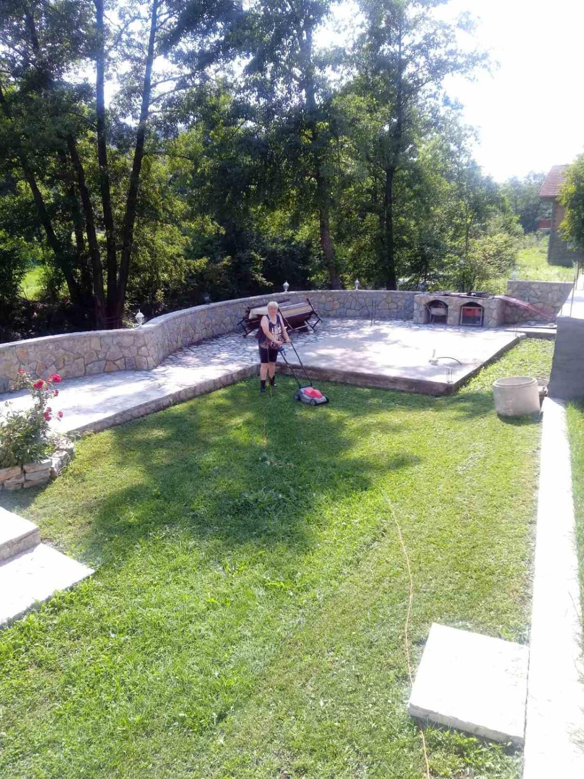 Porodična kuca