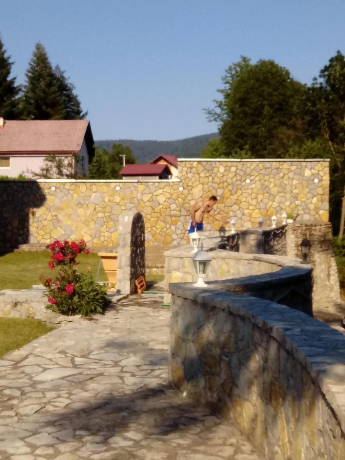 Porodična kuca
