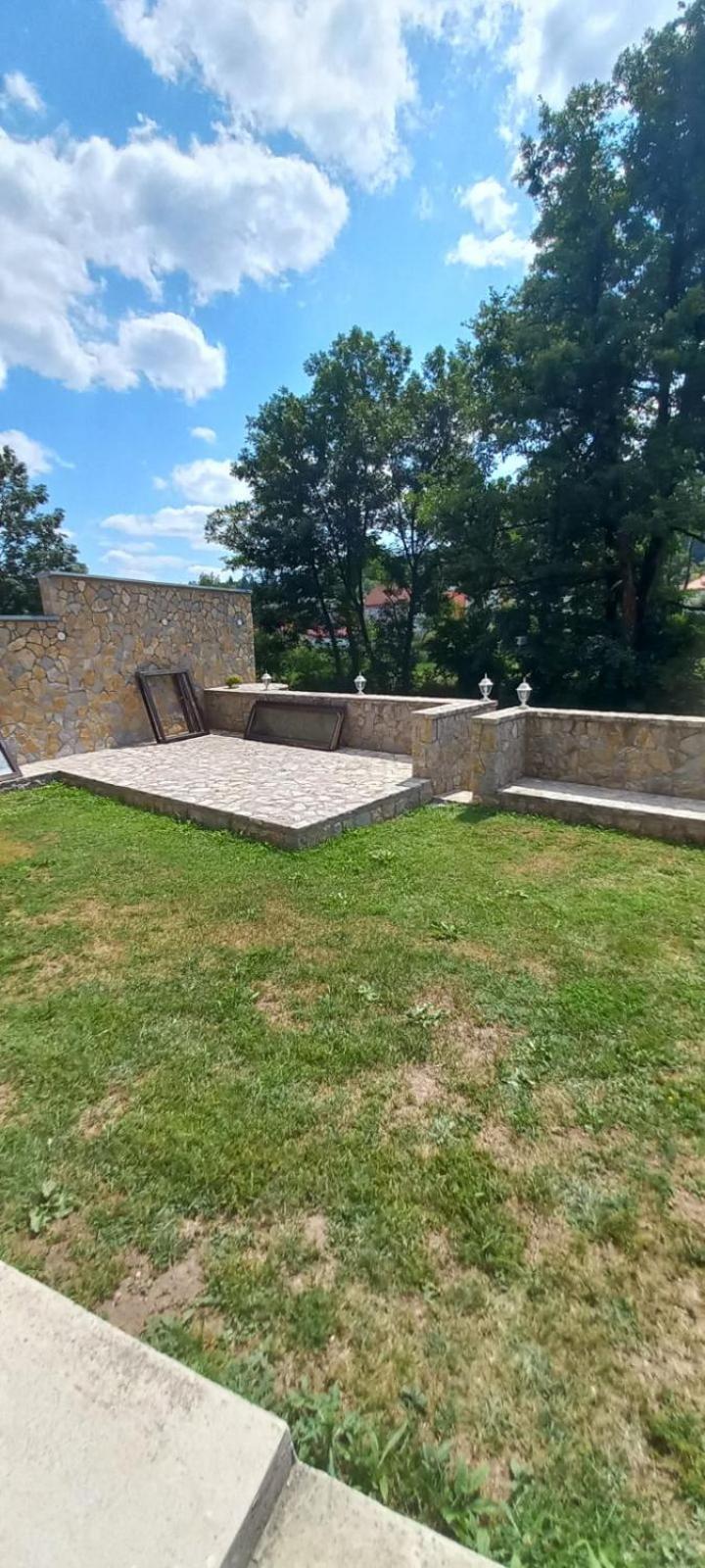 Porodična kuca