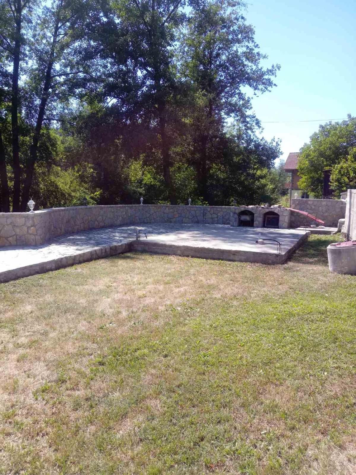Porodična kuca
