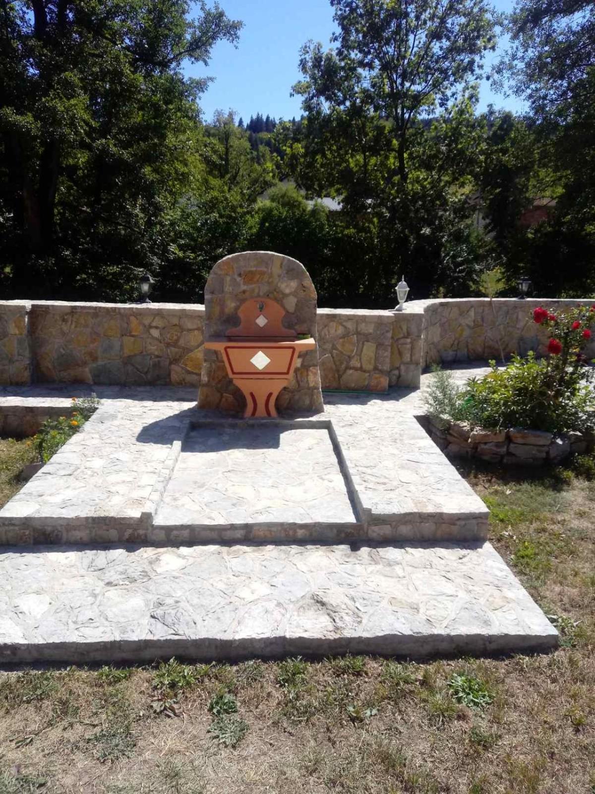 Porodična kuca