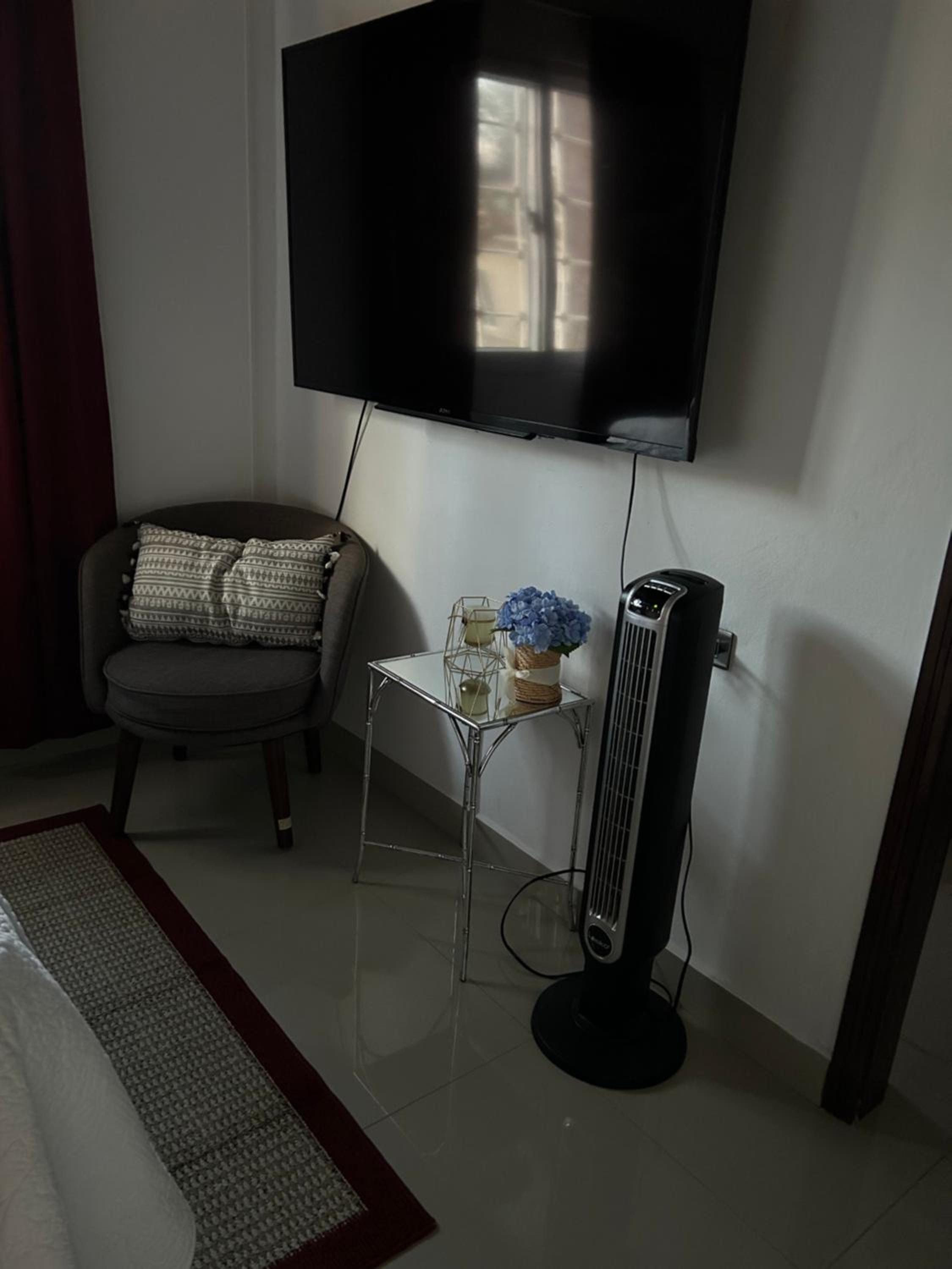 La casa de la H, entre pinos, photo 19
