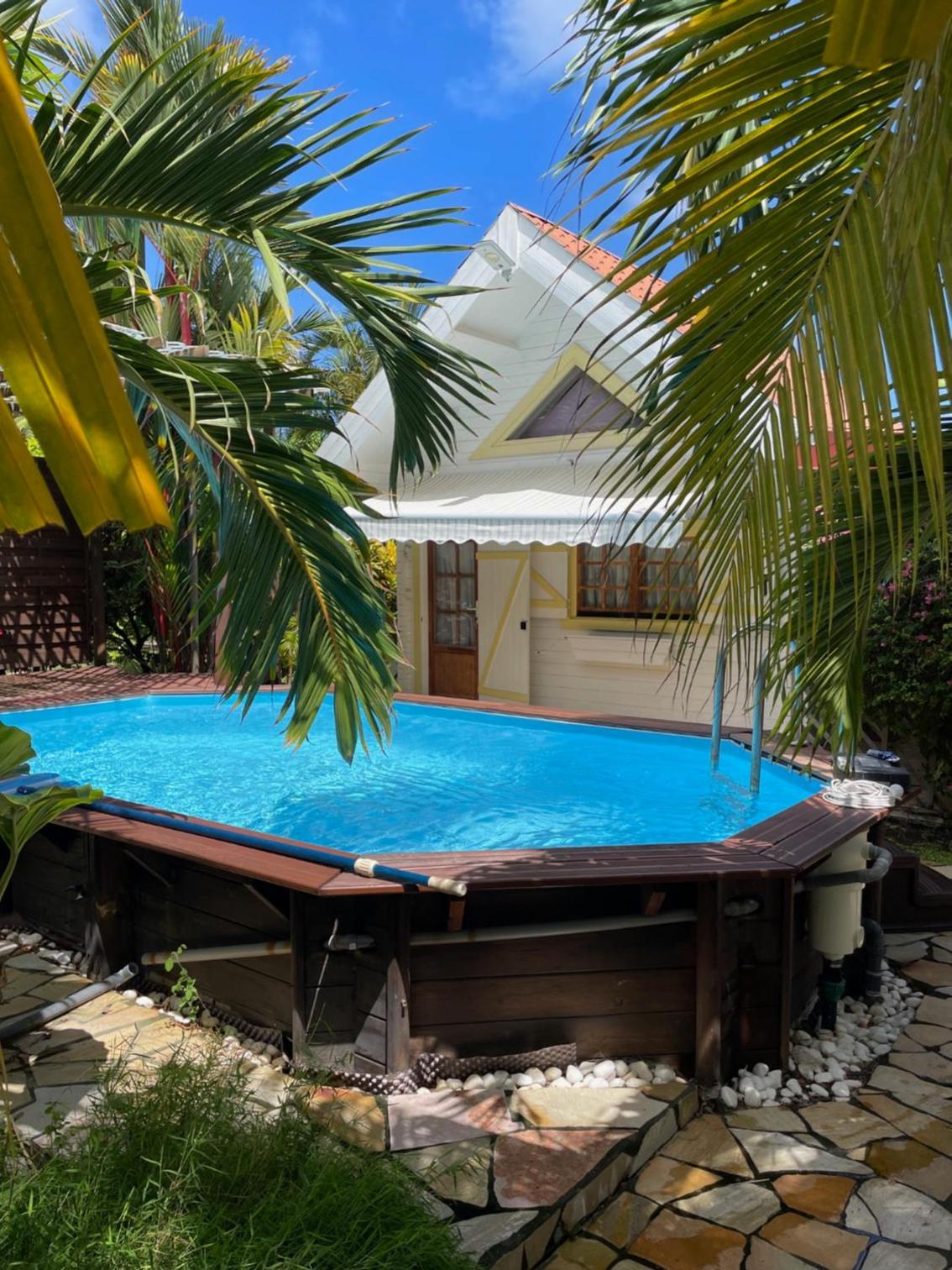 LE CHALET DE LA POINTE
