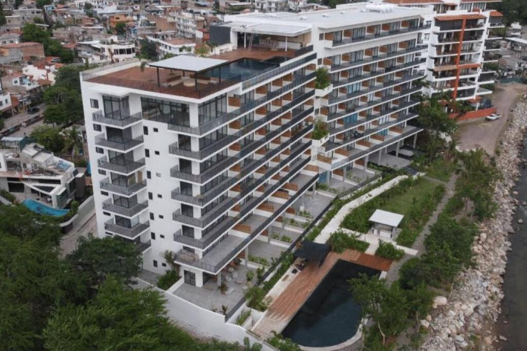 Hotel Oasis Studio - Puerto Vallarta Downtown Malecon, with City, Ocean & Mountain Views - Image 1