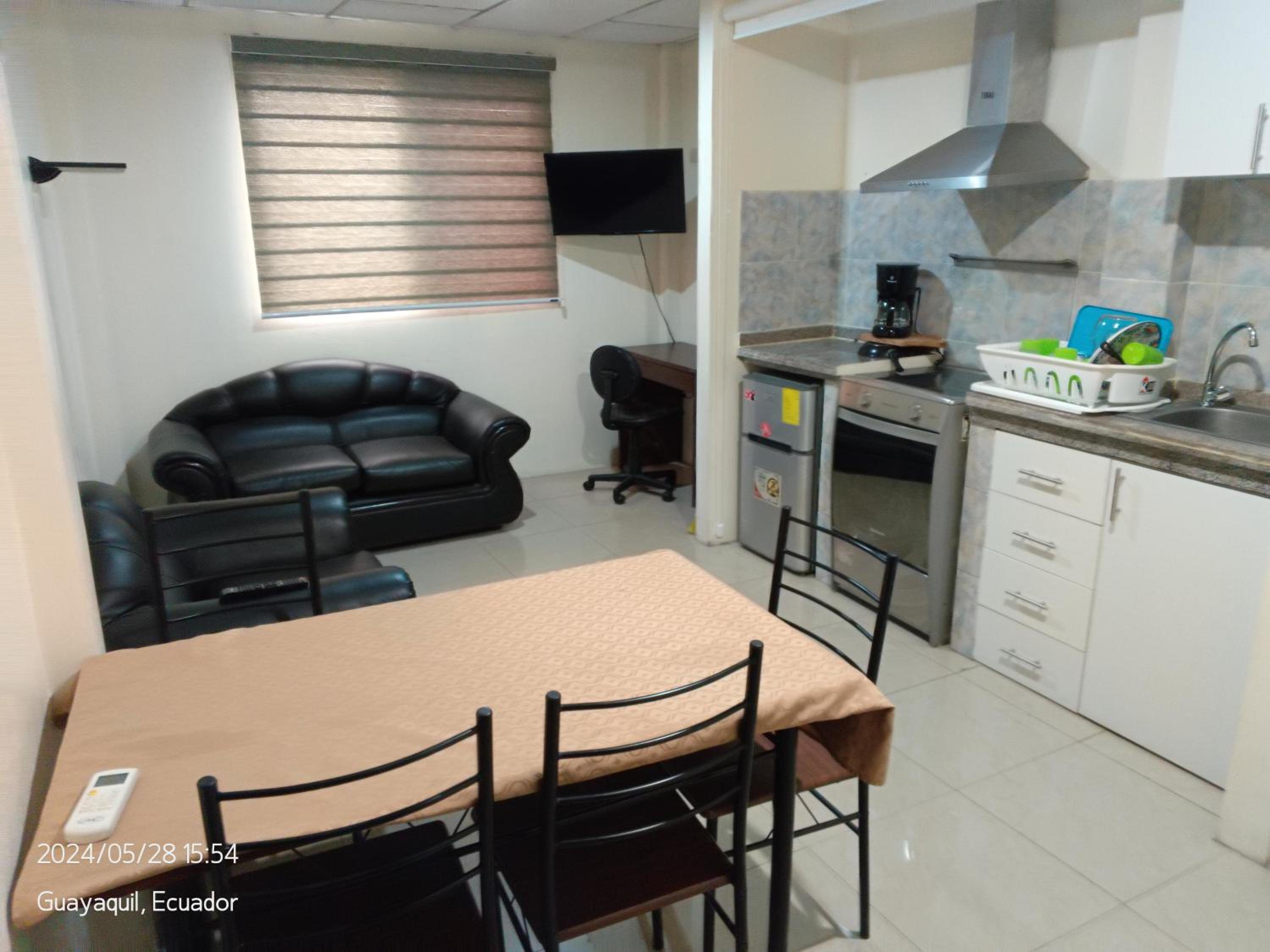 Dpto 3dorm 1-8pers 5 camas Piscina Seguridad 24h view 5