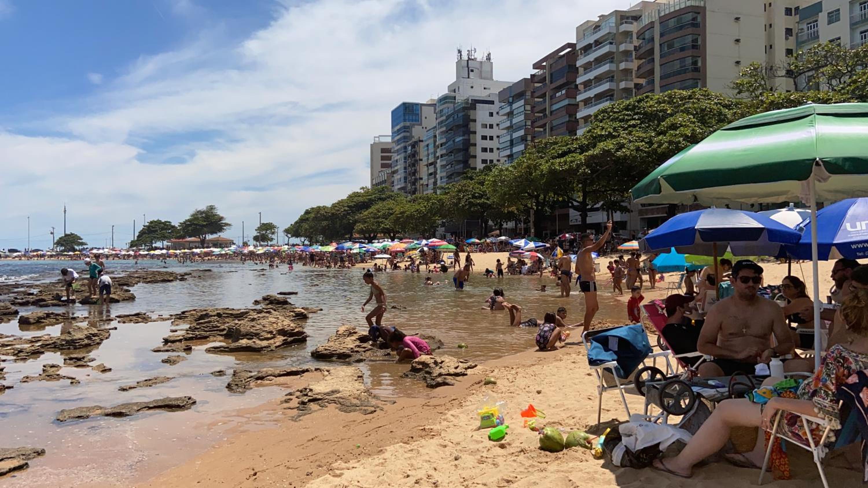 Beira mar da Praia das Castanheiras
