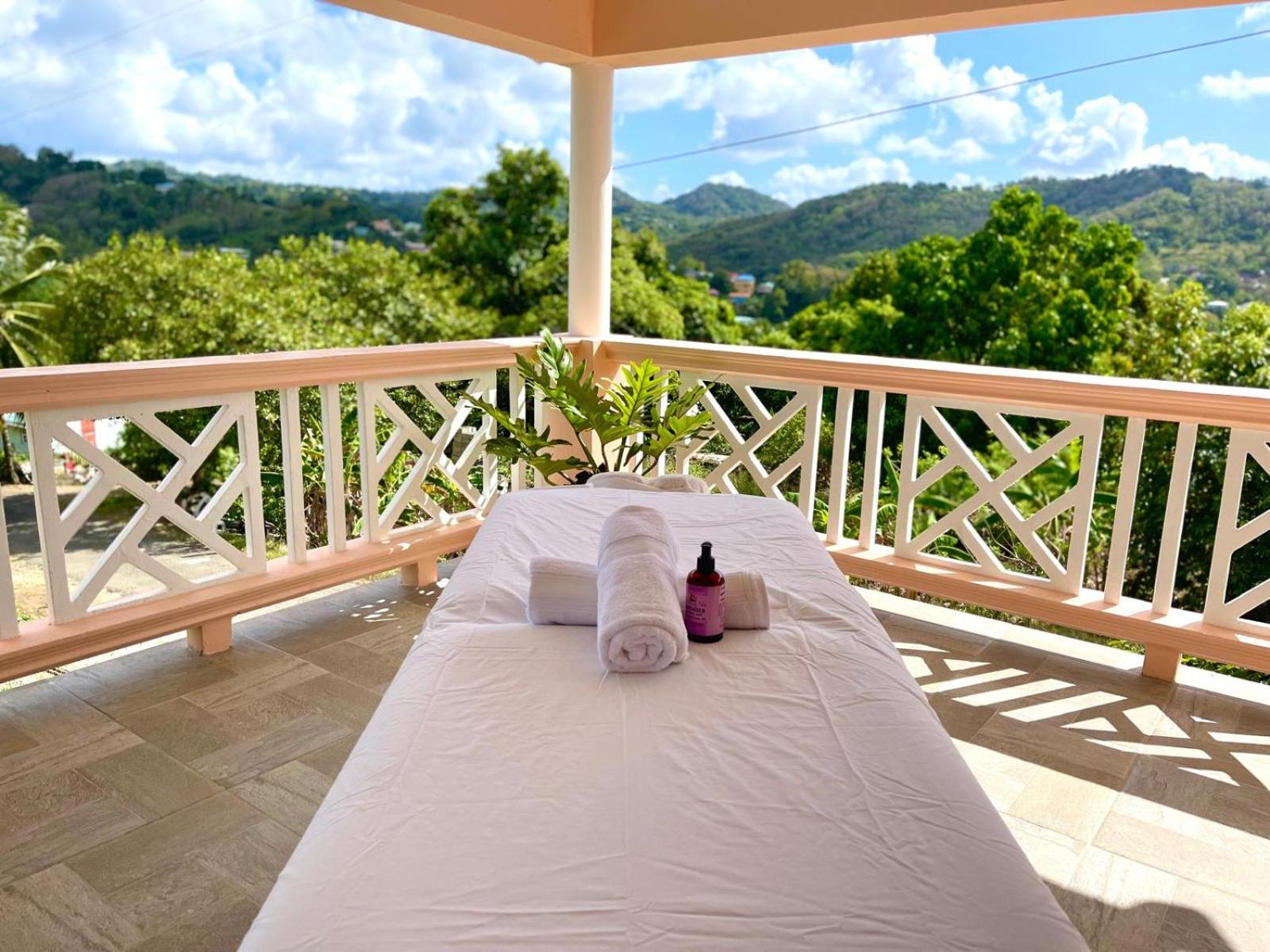 Serene Mountain View Smart Apt for Restful Stays view 3