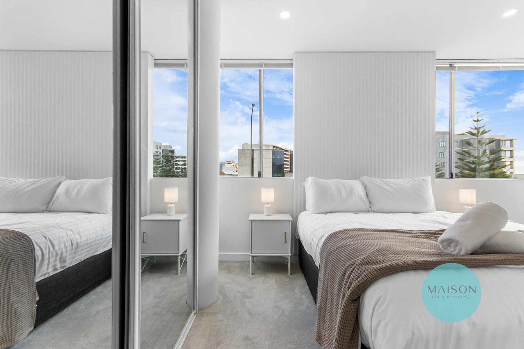 Chic Honeysuckle Apartment