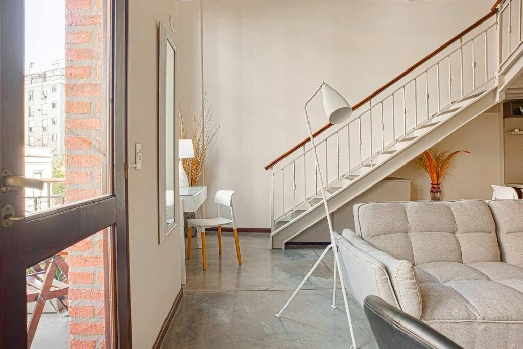 Minimalist style luxury loft with daily maid service