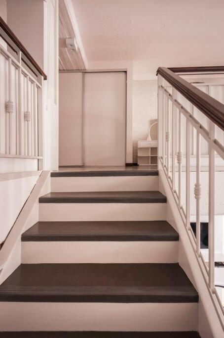 Minimalist style luxury loft with daily maid service