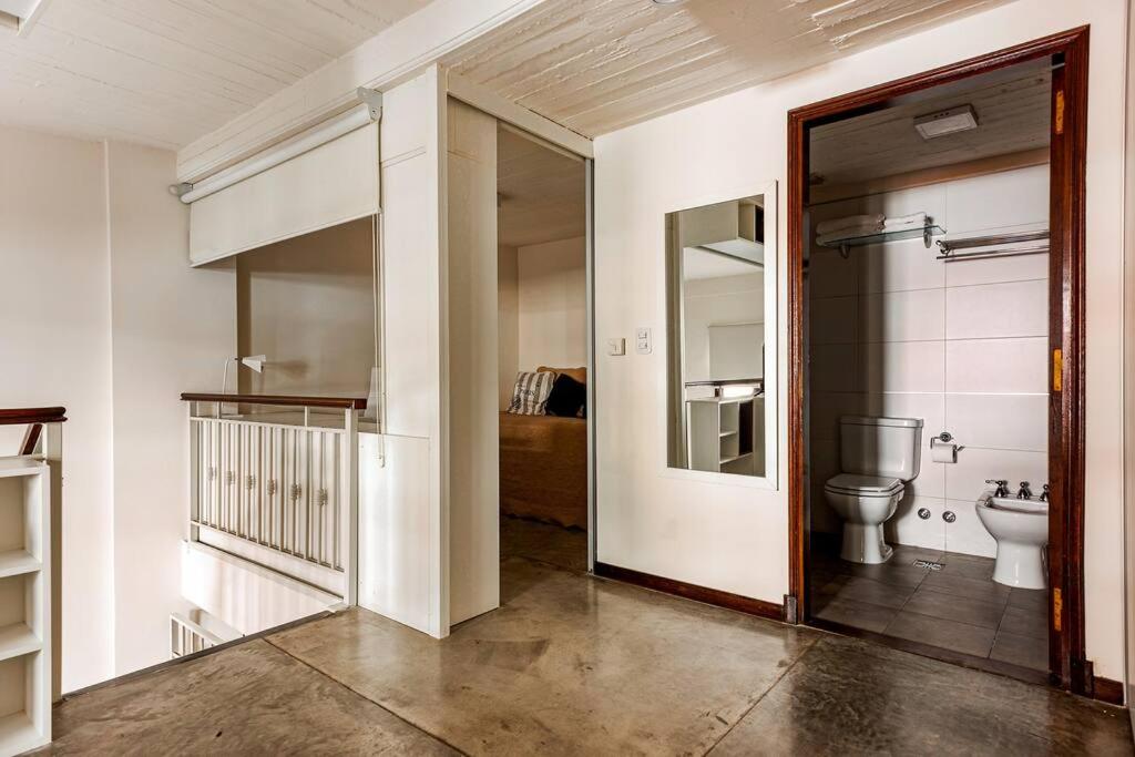 Minimalist style luxury loft with daily maid service