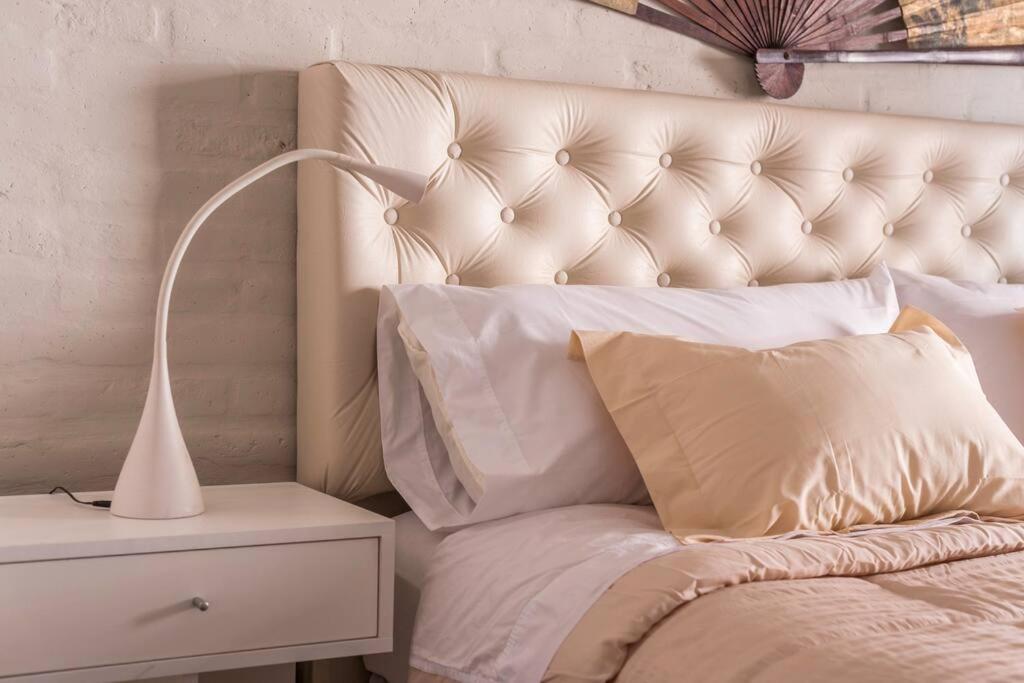 Minimalist style luxury loft with daily maid service