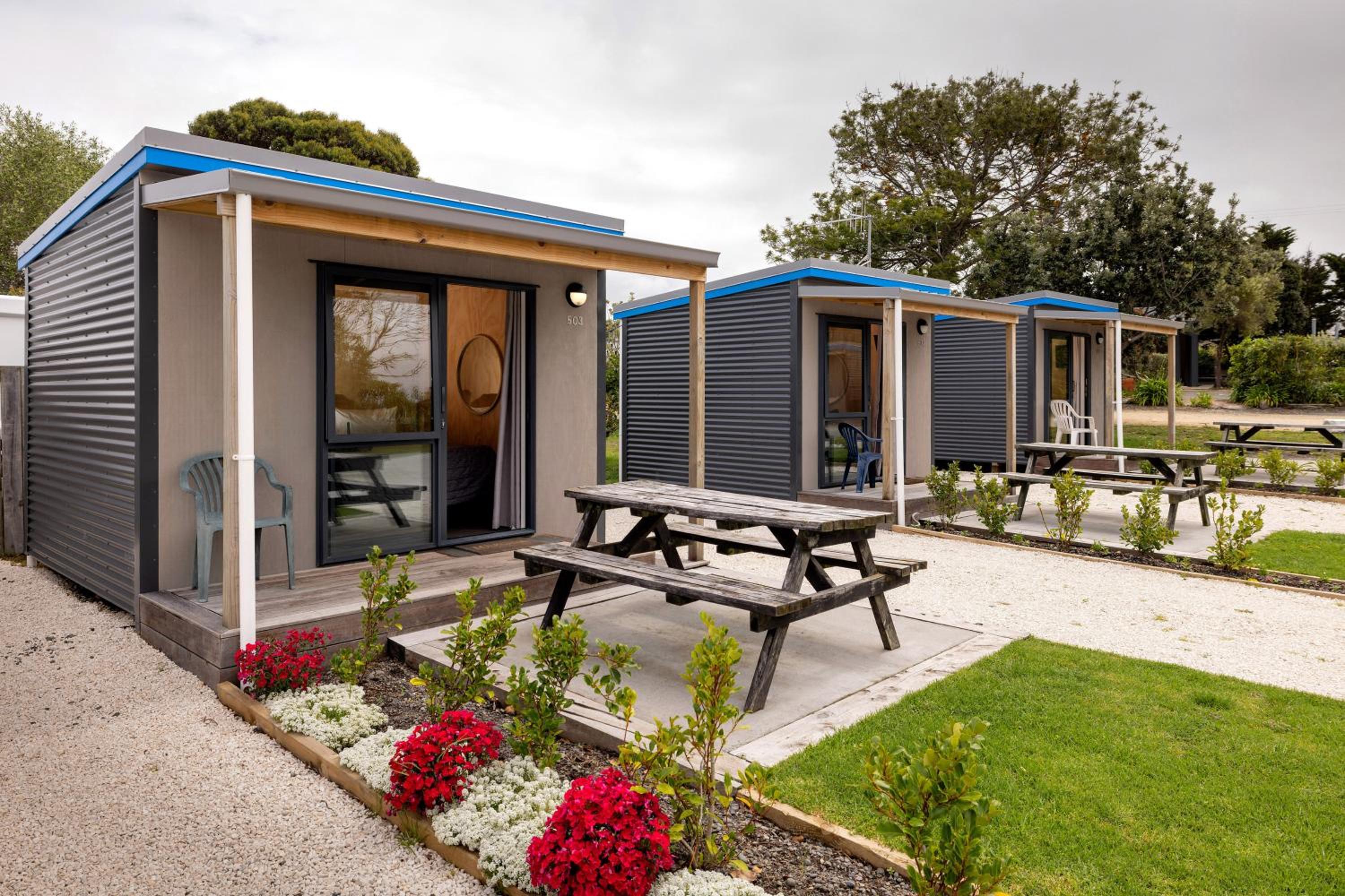 Hotel Napier Beach Top 10 Holiday Park & Motels - Image 1