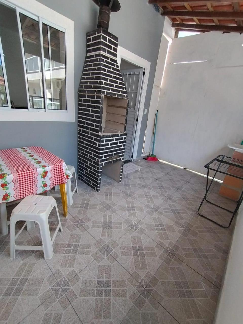 Apartamento 02 - Toninhas