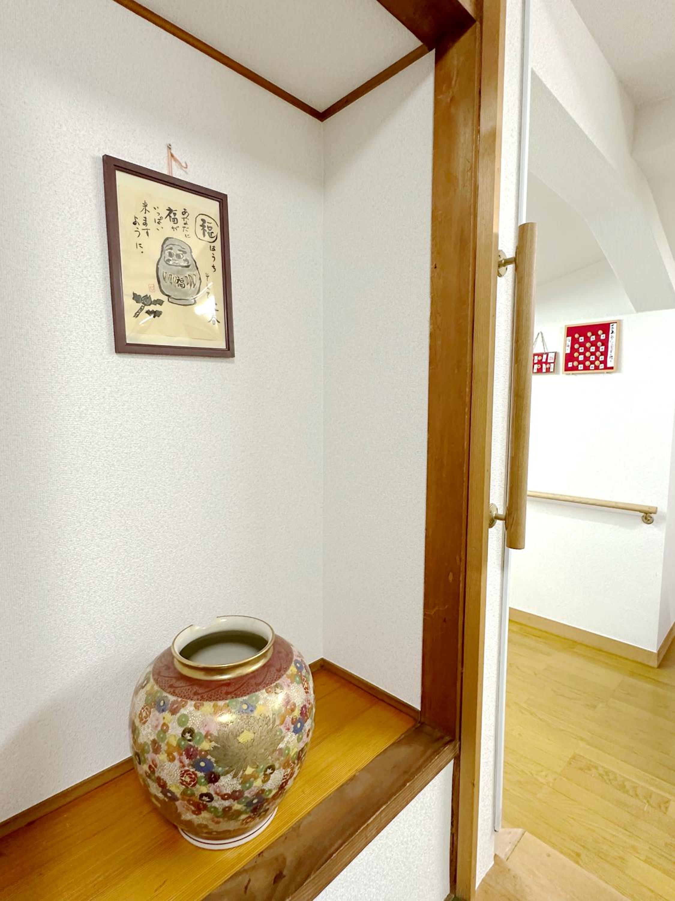 Family or Business Travel 20 percent OFF丨200 sqm 丨 14 min to Shinjuku 丨Century-Old Japanese Garden 丨3 Parking Spaces丨4 Bedrooms