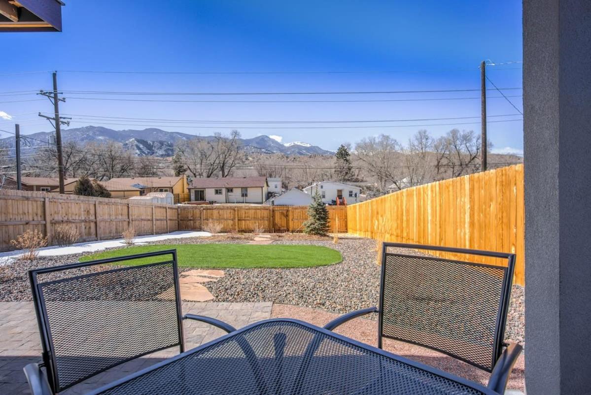 8BD Mnt Views Oasis Near Garden of The Gods Ideal for Groups view 4