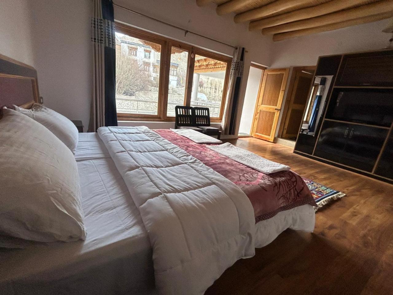 Hillside Farmstay Leh
