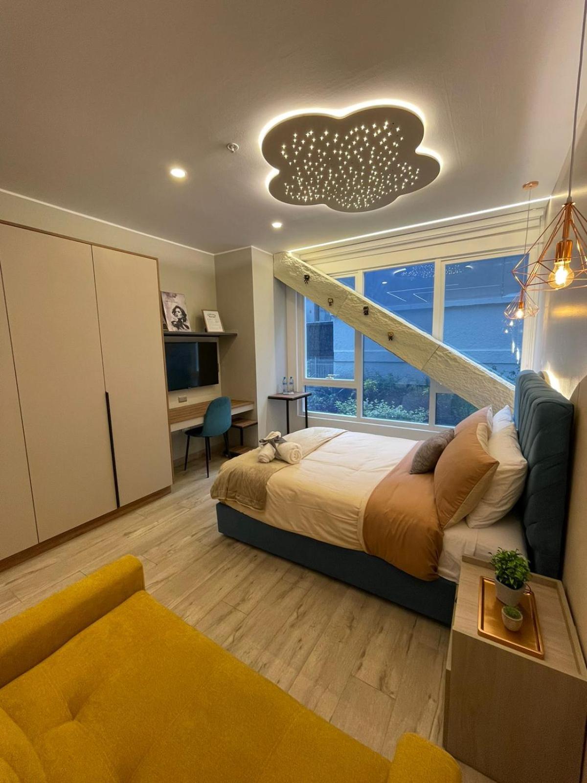 Republica del Salvador Coliving Ecuador XOE