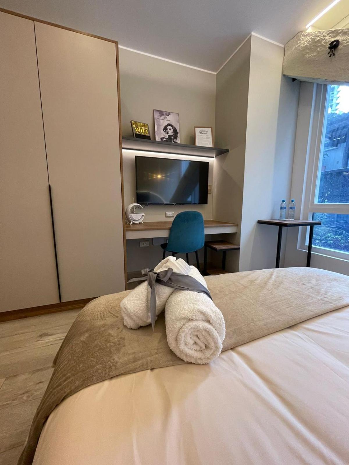Republica del Salvador Coliving Ecuador XOE