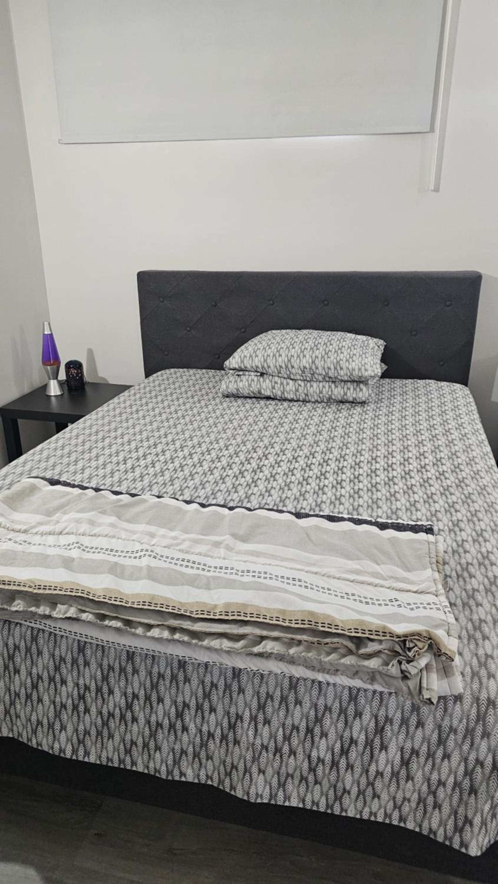 Bright and Cozy Room with Free Parking