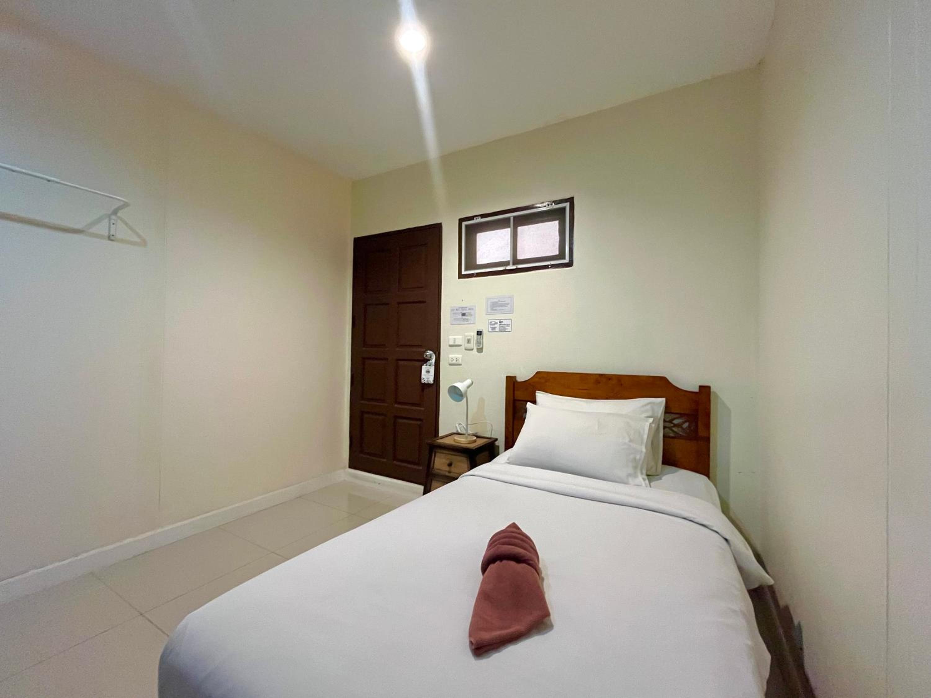 Baan Baramee House