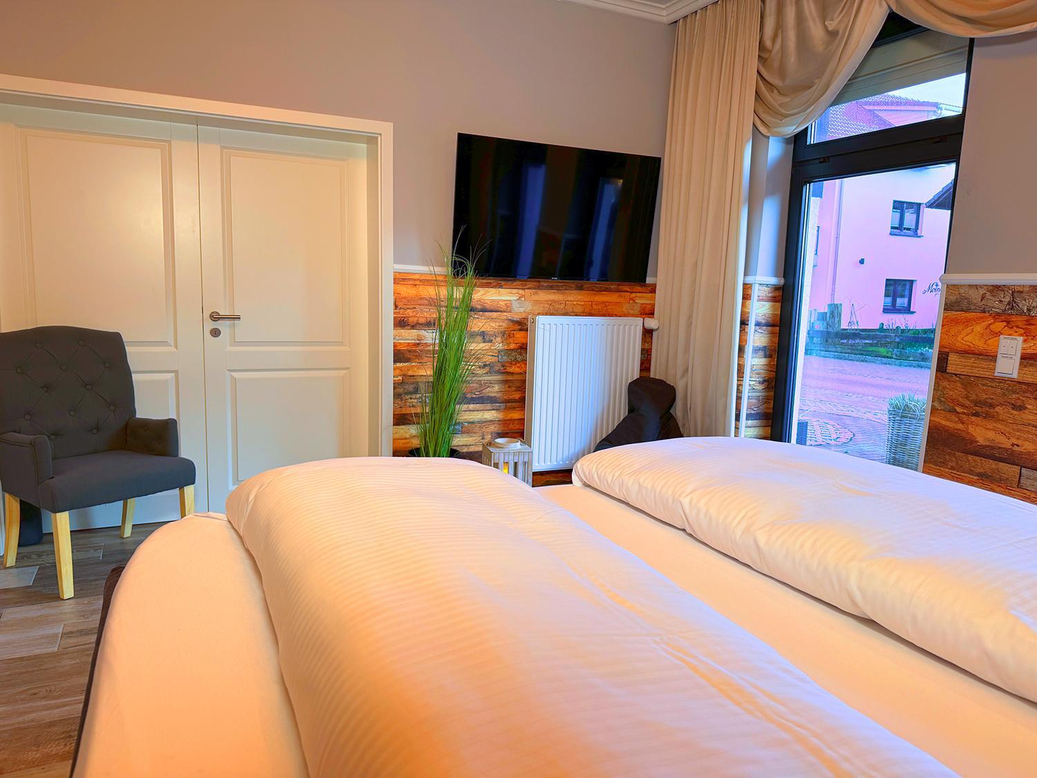 Villa Mila EG - by Mila FerienARPartments - Büsum Hafen, eigener Parkplatz, Terrasse