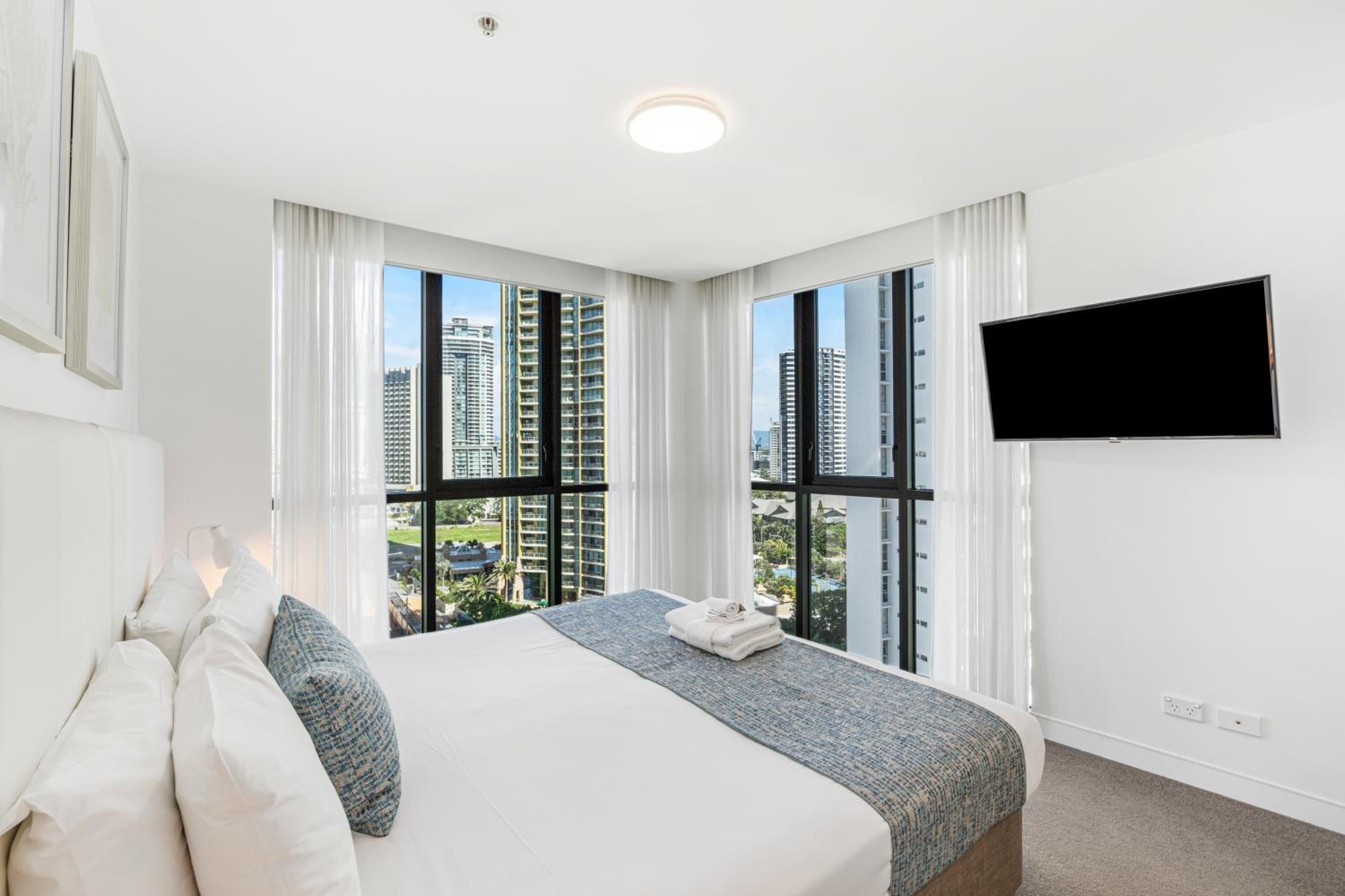 Rhapsody Resort 30