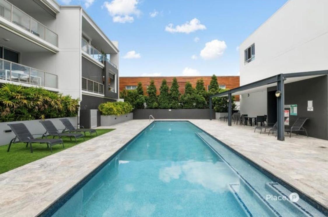 Indigo on Oxford Street - Riverside two bedroom apartment