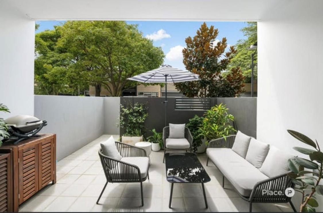 Indigo on Oxford Street - Riverside two bedroom apartment