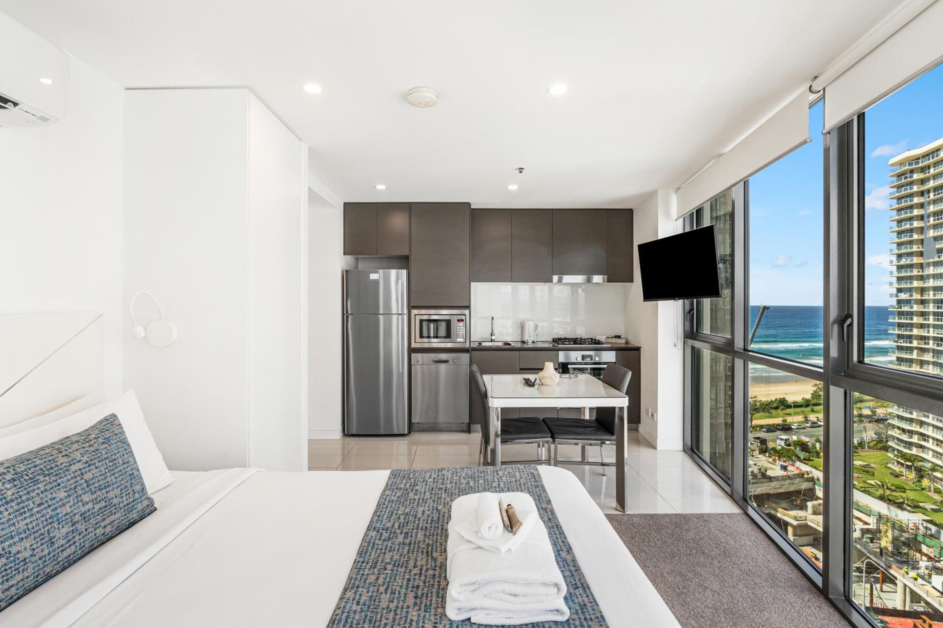 Rhapsody Resort 38