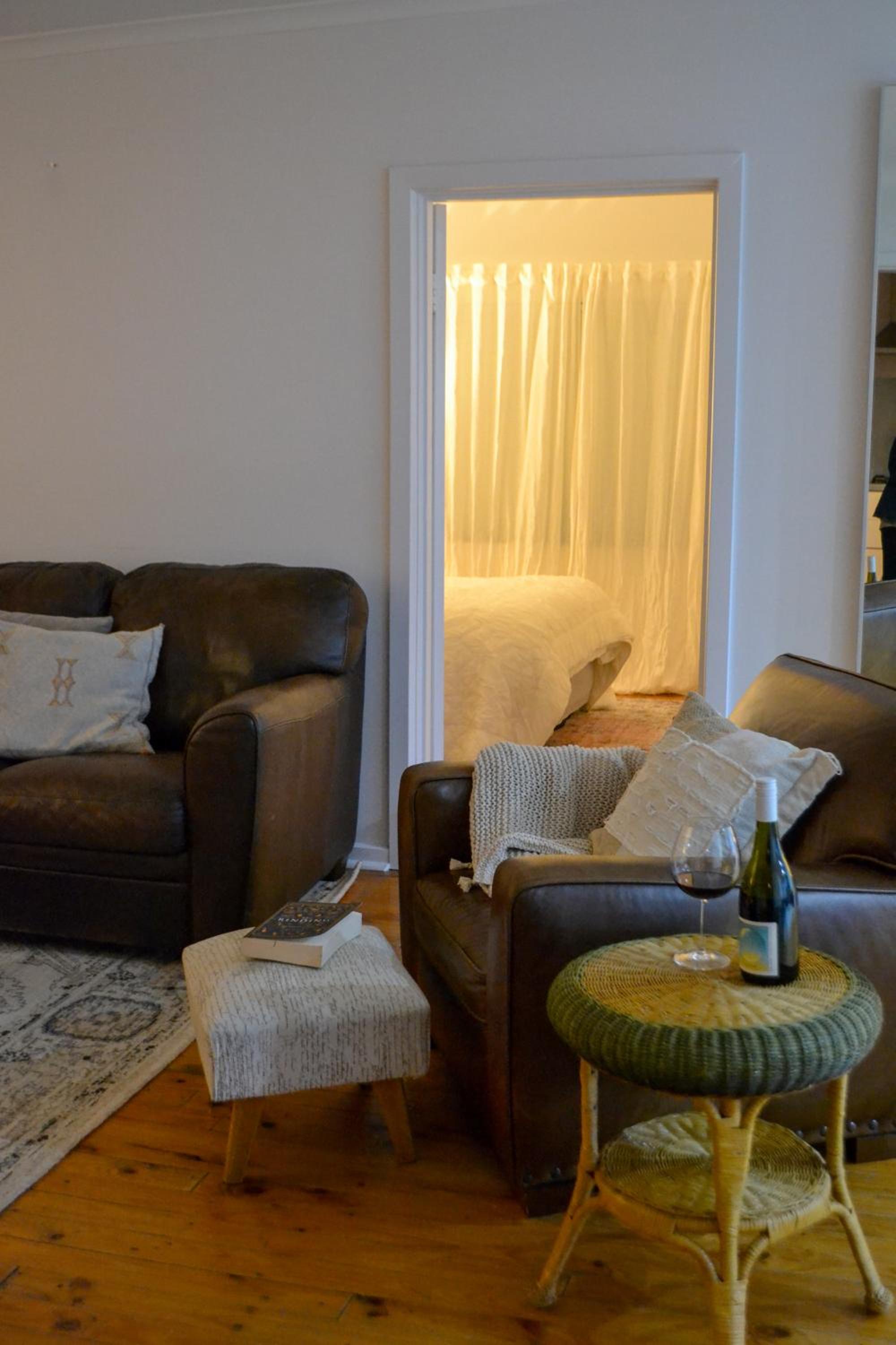The Nook - Cosy log fire cottage