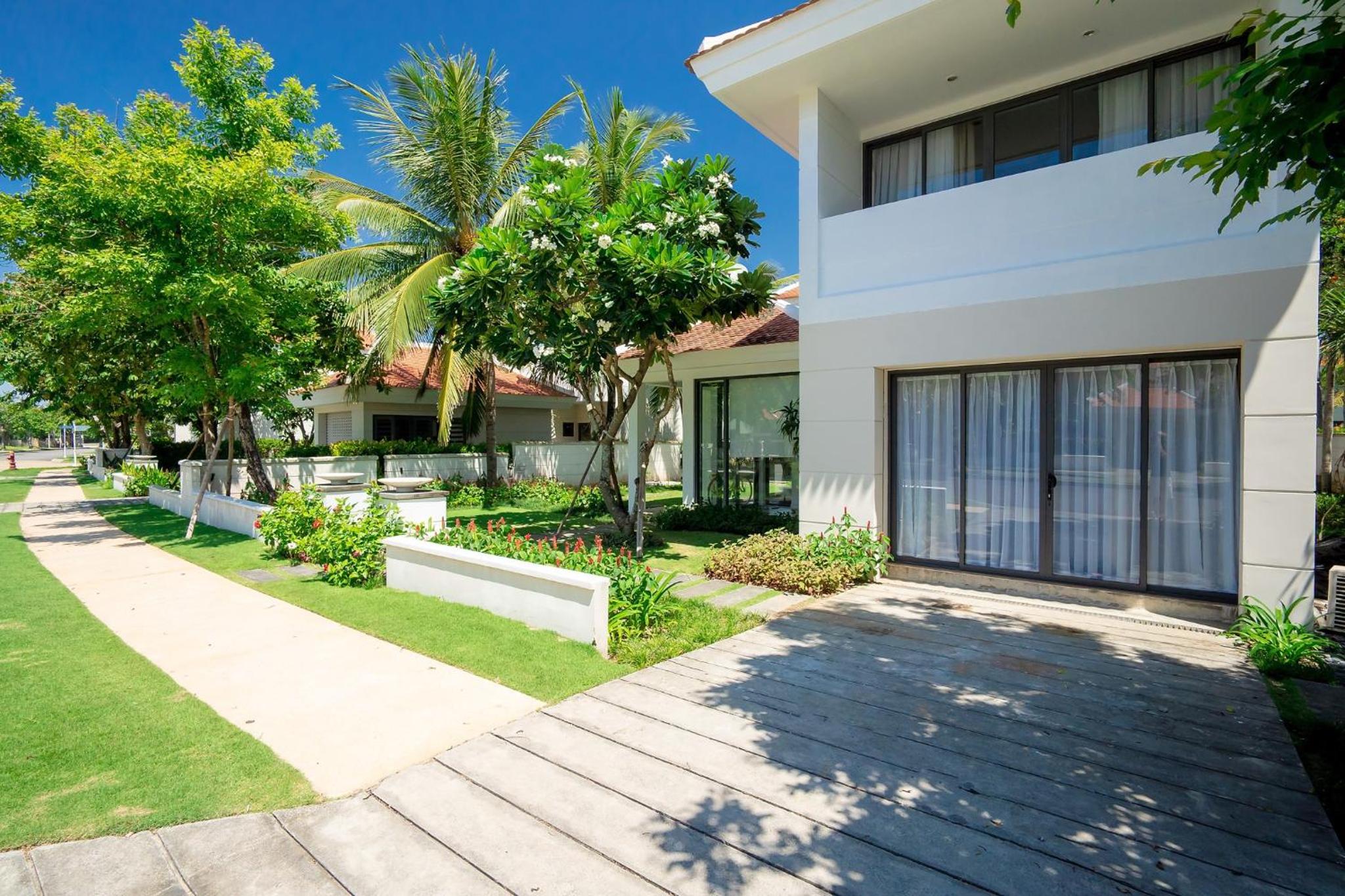 Cam Villa view 4