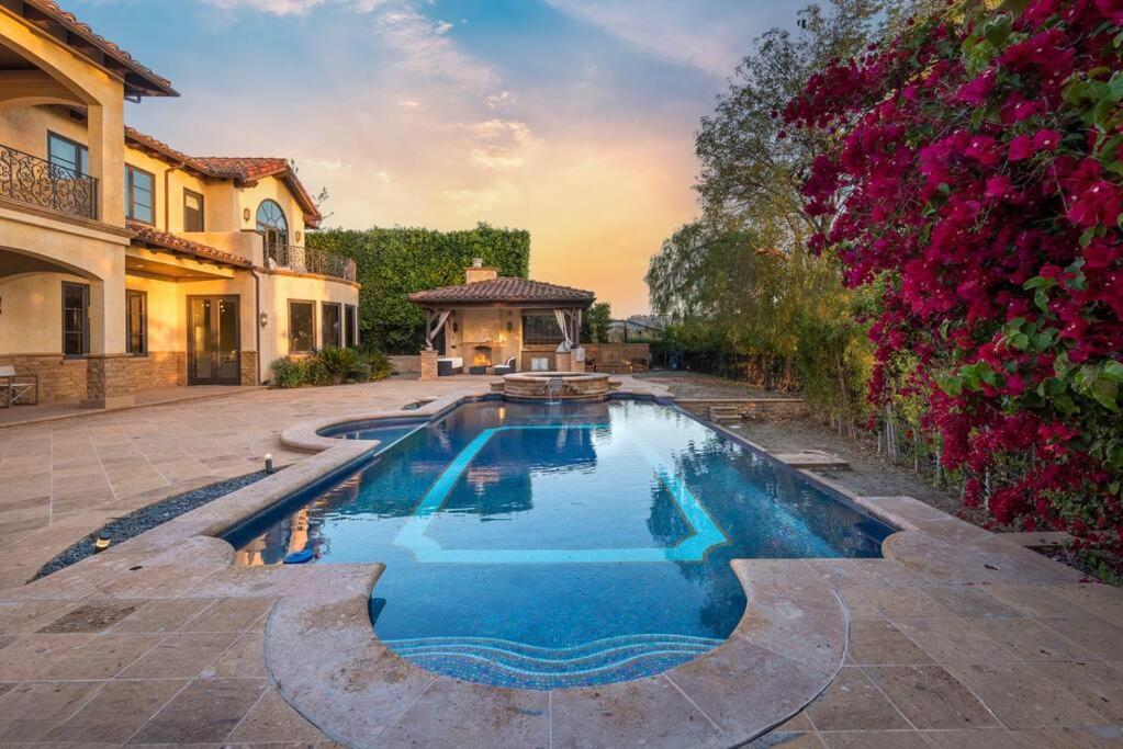 Luxury Villa With Private Pool and Spa Sleeps 14